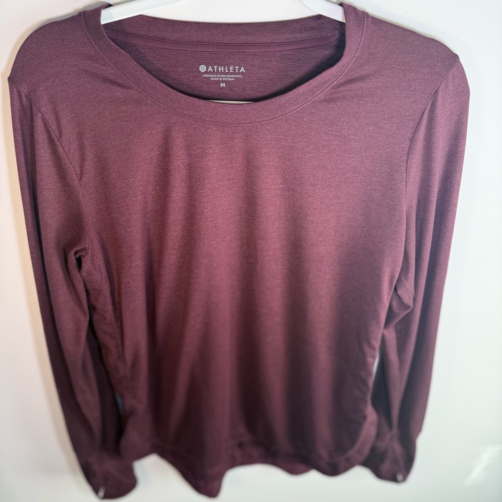 Athleta Womens Burgundy Long Sleeve Ruched Sides Shirt size Medium - Picture 2 of 14